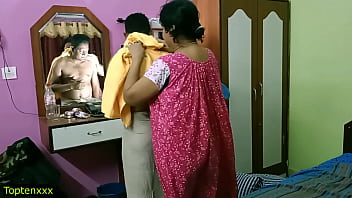 Indian super-steamy mummy bhabhi extraordinaire gonzo sex! Hindi fresh webseries viral hookup