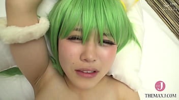 [HentaiCosplay] The domina Misamisa kicks, slaps, bites, pisses on him, ch●kes him, jams her finger in his mouth, attempts to make him puke, and laughs at him! Finally, she gets internal ejaculation and pecs money-shot two times in a row!